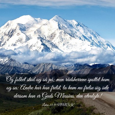 Picture 03 - Lukas 23:35 NORSK - Og folket stod og så på; men rådsherrene - Bible Verse Picture